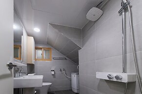 Until Stephen Chow Comes - Hostel