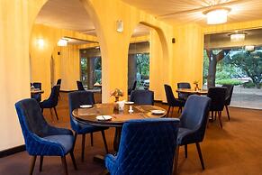 Peacock Beach Resort & Spa