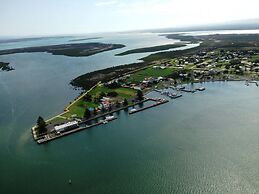 Port Albert Motel