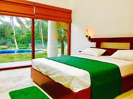 Airport resort