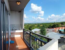 Room 9 Residence - Adult Only