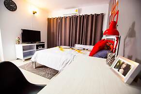 Room 9 Residence - Adult Only