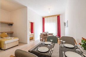 Grand Villa Sol Apart