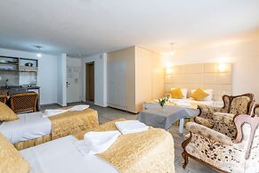 Grand Villa Sol Apart