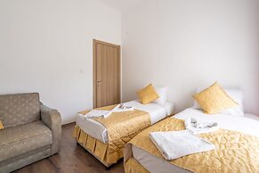 Grand Villa Sol Apart