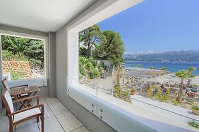 Kalamota Beach House