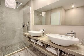 Kalamota Beach House