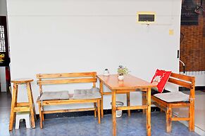 Shi Lin family folk inn