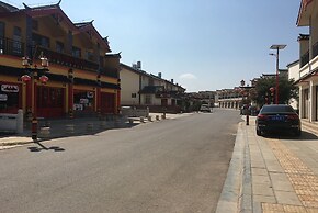 Shi Lin family folk inn