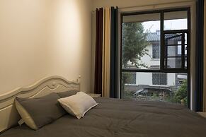 Shi Lin family folk inn