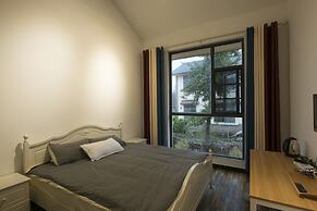 Shi Lin family folk inn