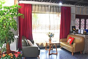 Shi Lin family folk inn