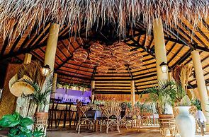 Las Cabanas Beach Resort