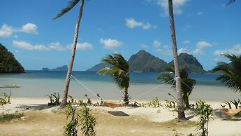 Las Cabanas Beach Resort