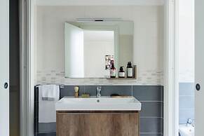 Home At Hotel - Dateo