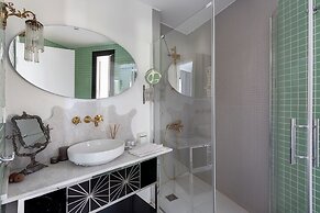 Sato Design Hotel - Adults Only