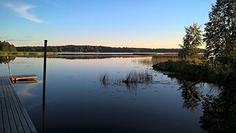 Vaalimaa Camping - On the beach