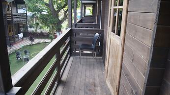 Camelot Fantasy Resort