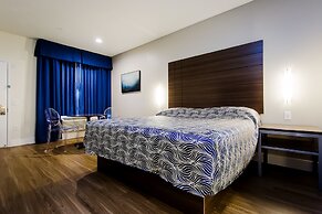 Palace Inn Blue US 59 & Gessner