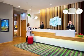 Holiday Inn Warsaw City Centre by IHG