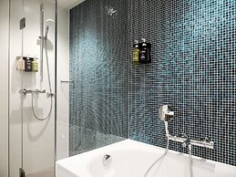 Holiday Inn Warsaw City Centre by IHG