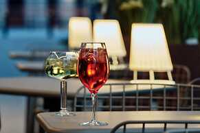 Holiday Inn Warsaw City Centre by IHG