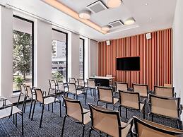 Holiday Inn Warsaw City Centre by IHG