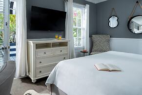 Alexanders Guesthouse - Adult Exclusive, LGBTQ Friendly