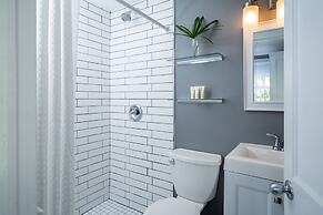 Alexanders Guesthouse - Adult Exclusive, LGBTQ Friendly