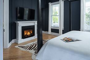 Alexanders Guesthouse - Adult Exclusive, LGBTQ Friendly