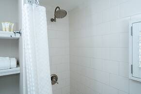 Alexanders Guesthouse - Adult Exclusive, LGBTQ Friendly