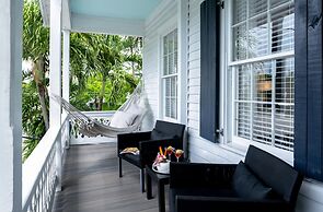 Alexanders Guesthouse - Adult Exclusive, LGBTQ Friendly