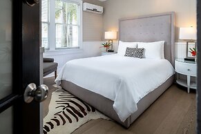 Alexanders Guesthouse - Adult Exclusive, LGBTQ Friendly