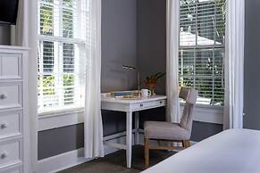 Alexanders Guesthouse - Adult Exclusive, LGBTQ Friendly