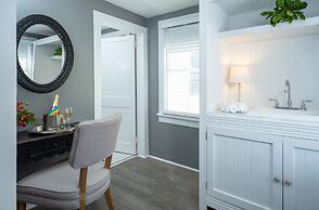 Alexanders Guesthouse - Adult Exclusive, LGBTQ Friendly