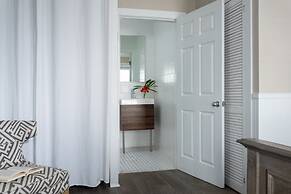 Alexanders Guesthouse - Adult Exclusive, LGBTQ Friendly