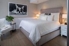 Alexanders Guesthouse - Adult Exclusive, LGBTQ Friendly