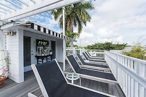 Alexanders Guesthouse - Adult Exclusive, LGBTQ Friendly