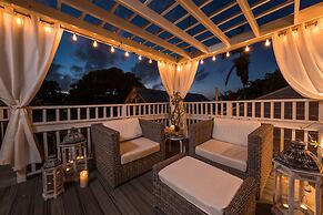 Alexanders Guesthouse - Adult Exclusive, LGBTQ Friendly