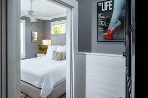 Alexanders Guesthouse - Adult Exclusive, LGBTQ Friendly