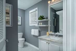 Alexanders Guesthouse - Adult Exclusive, LGBTQ Friendly