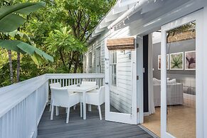 Alexanders Guesthouse - Adult Exclusive, LGBTQ Friendly