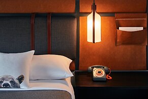 Moxy Denver Cherry Creek