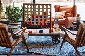 Moxy Denver Cherry Creek