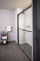 Moxy Denver Cherry Creek