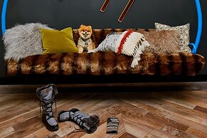 Moxy Denver Cherry Creek