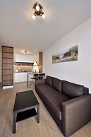 Apollis Business & Budget by Ambiente