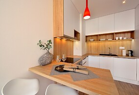 Apollis Business & Budget by Ambiente