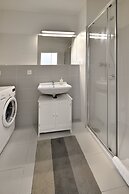 Apollis Business & Budget by Ambiente