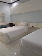 Chonlapruk Lakeside Hotel